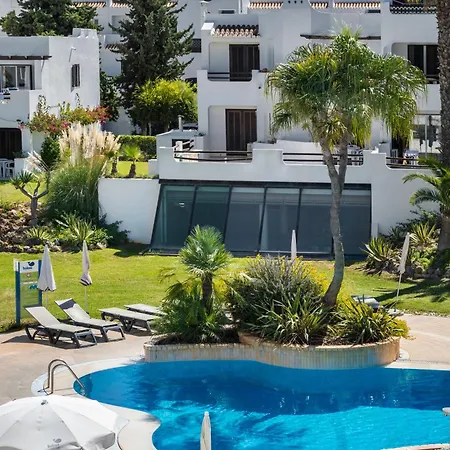 אתר נופש Balaia Golf Village 4*