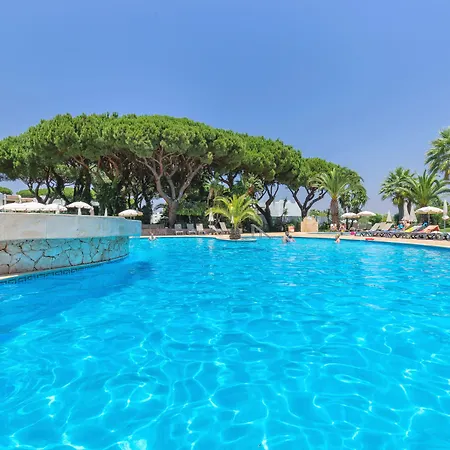 Balaia Golf Village 4* אלבופיירה
