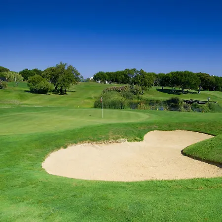 אתר נופש Balaia Golf Village 4*
