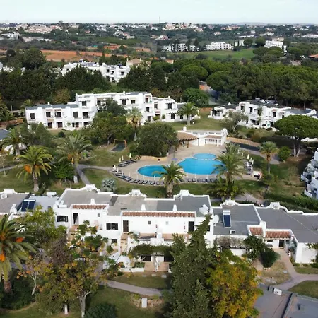 Курортний комплекс Balaia Golf Village